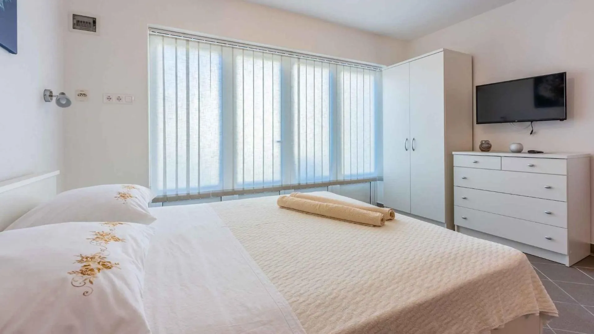 Apartment In Novi Vinodolski 39118 Croatia